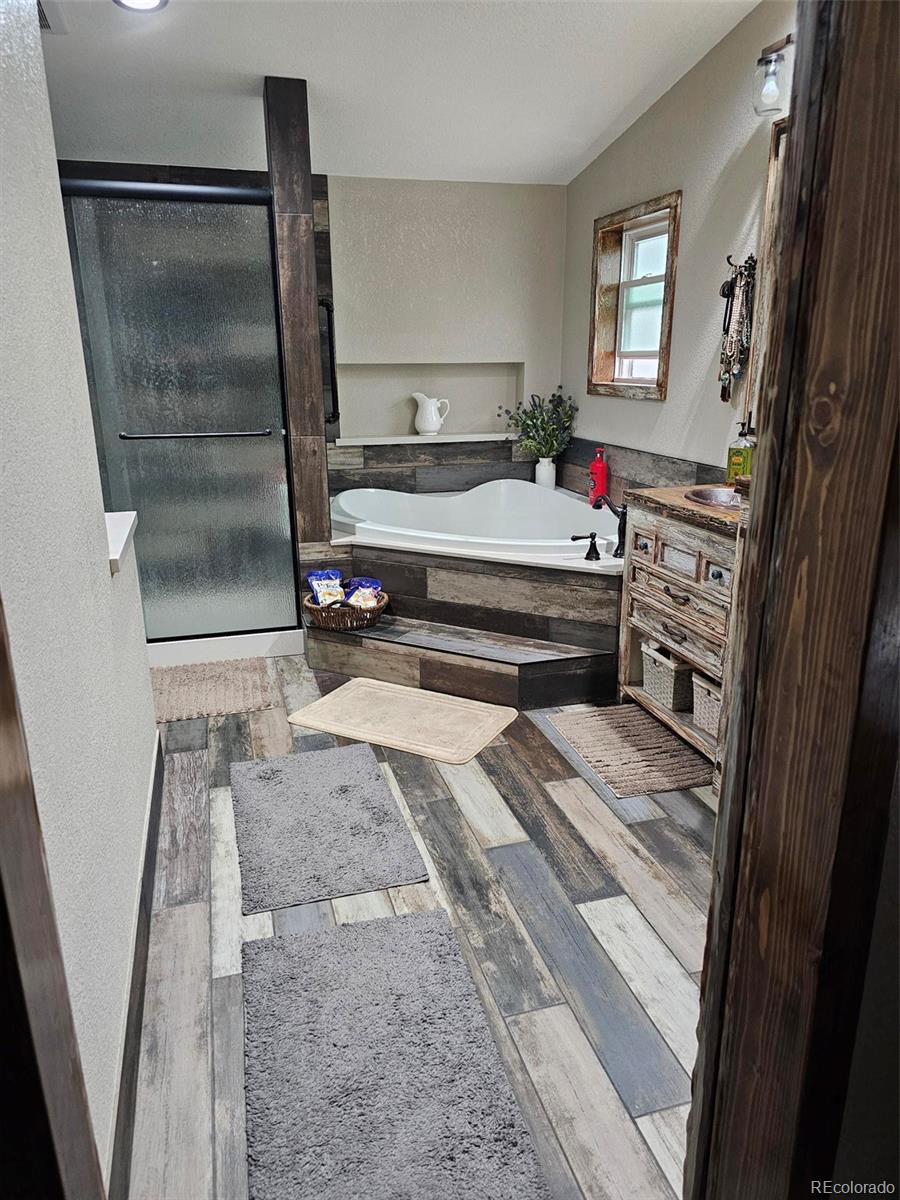 MLS Image #16 for 21457 e 9th place,aurora, Colorado