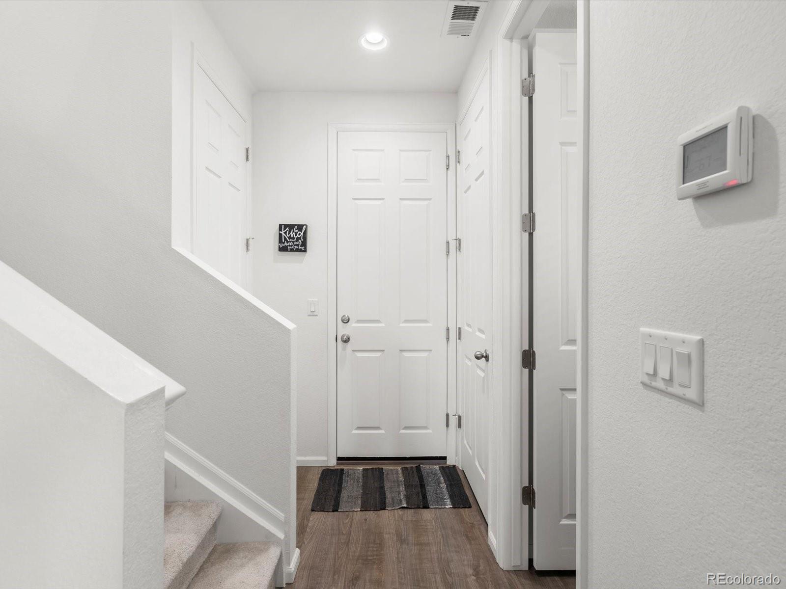MLS Image #10 for 24333 e 41st avenue,aurora, Colorado