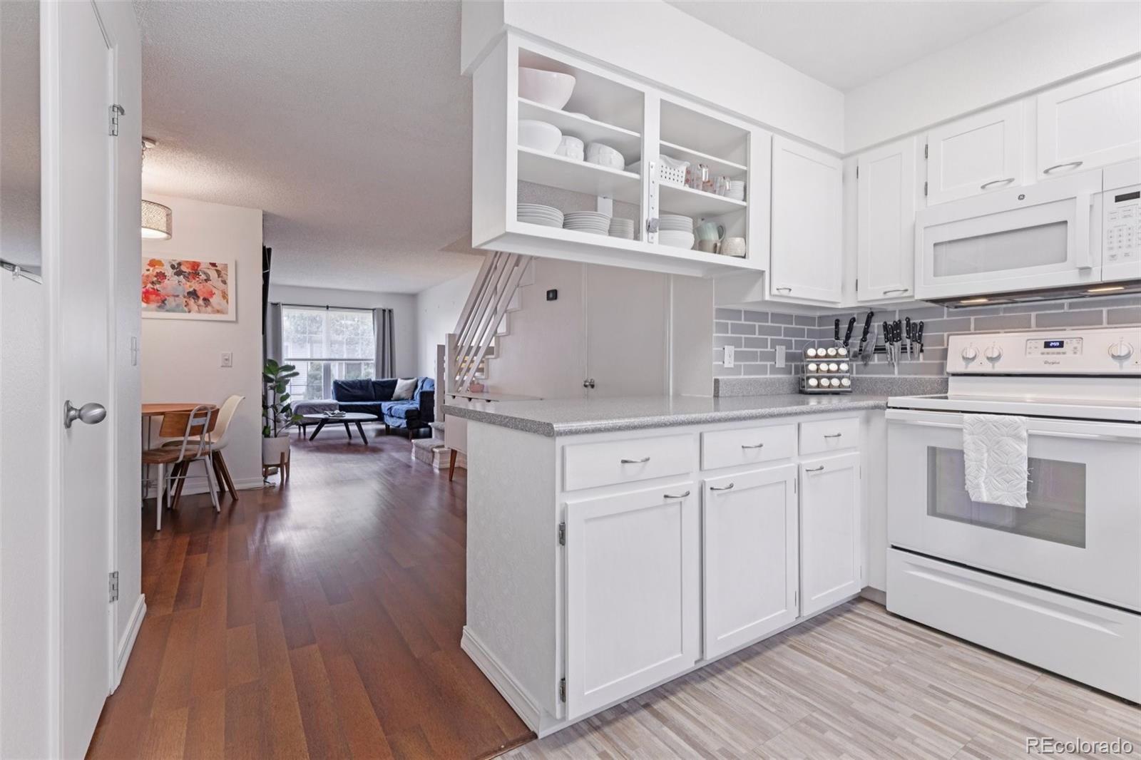 MLS Image #10 for 9064 w dartmouth place,lakewood, Colorado