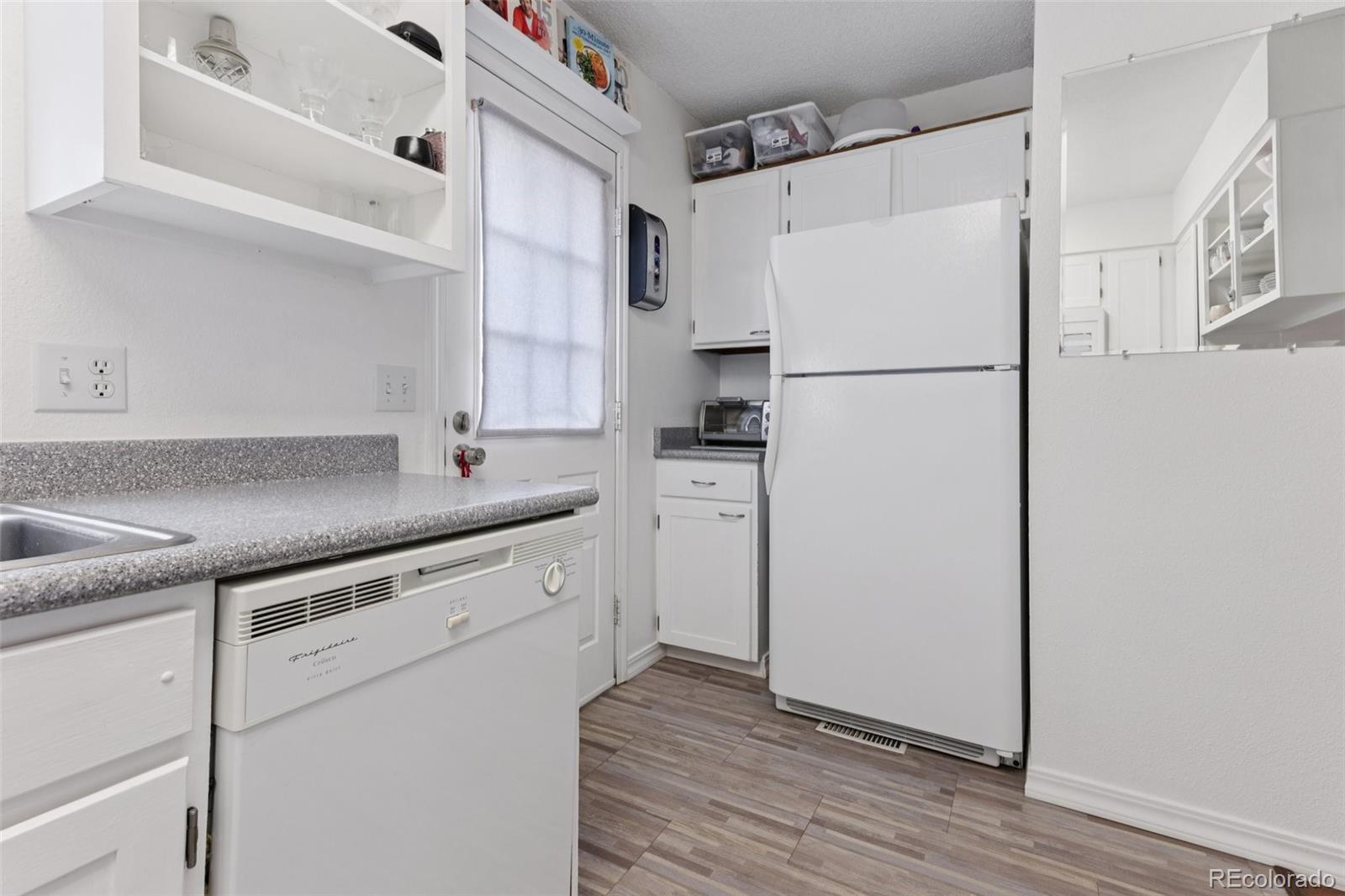 MLS Image #13 for 9064 w dartmouth place,lakewood, Colorado
