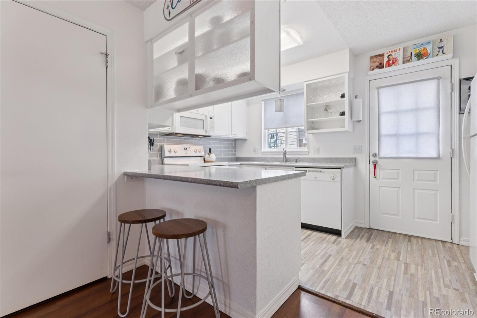MLS Image #8 for 9064 w dartmouth place,lakewood, Colorado