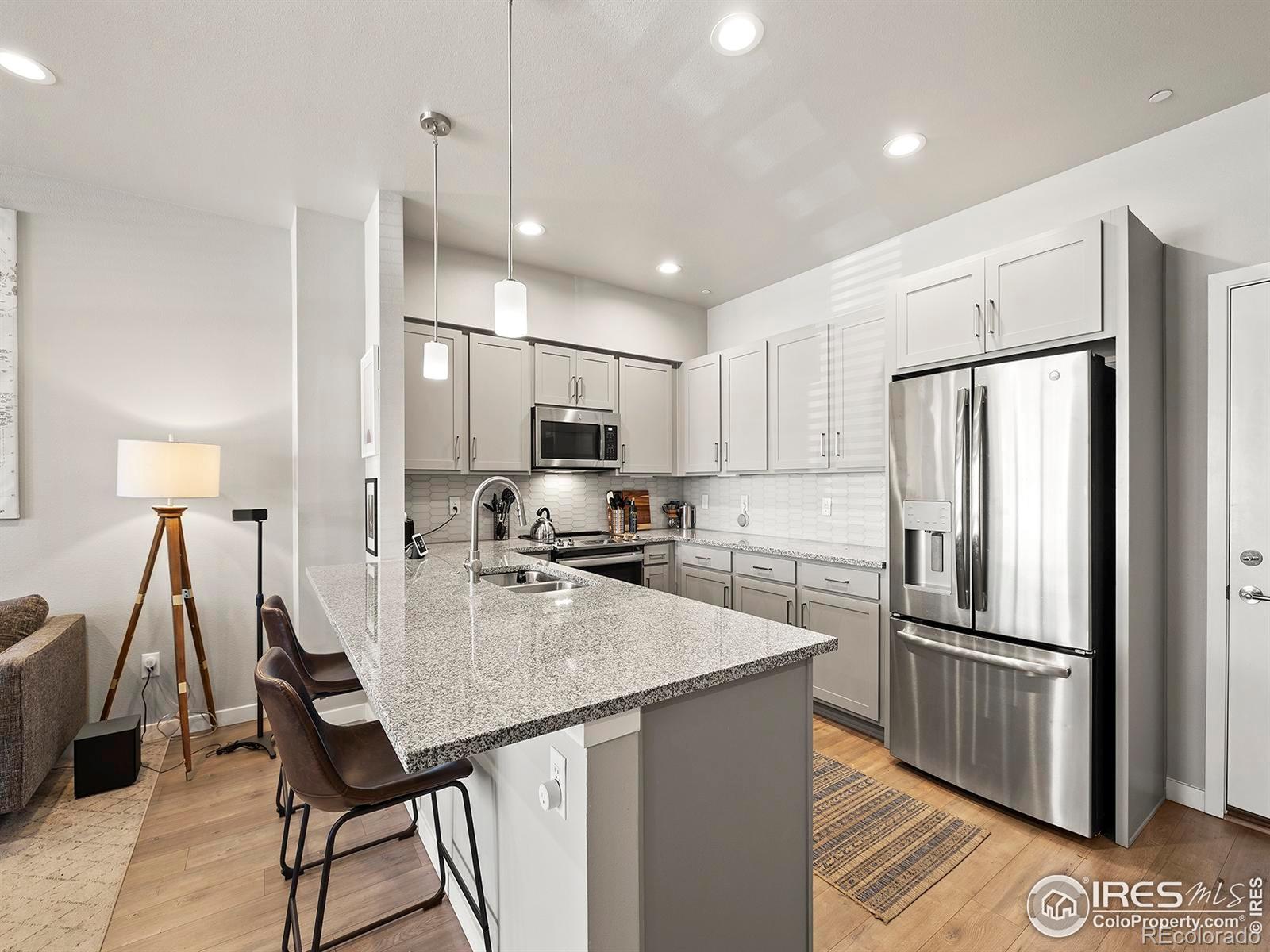 MLS Image #10 for 744  wagon trail road,fort collins, Colorado