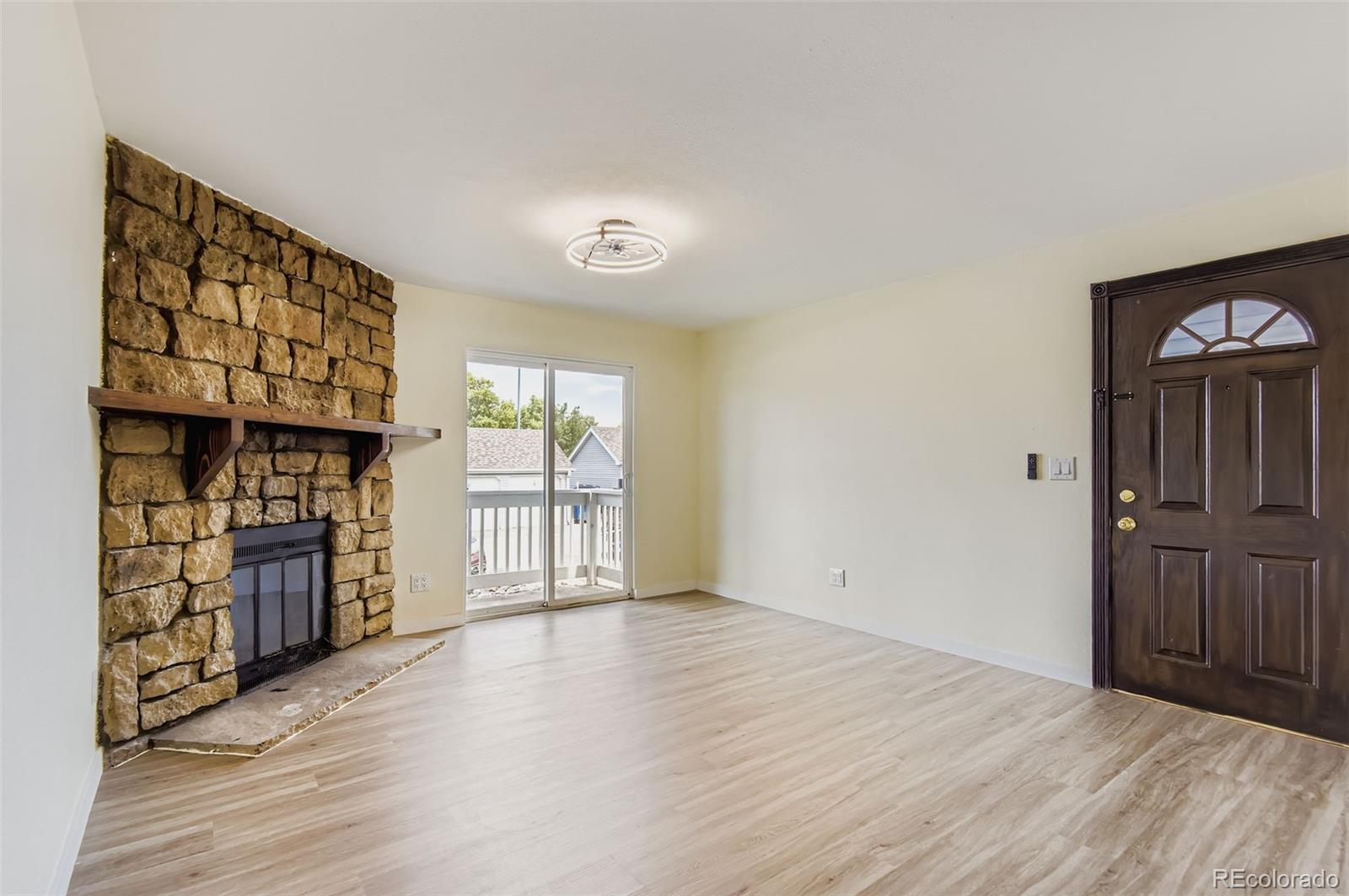 MLS Image #5 for 13302 e jewell avenue,aurora, Colorado