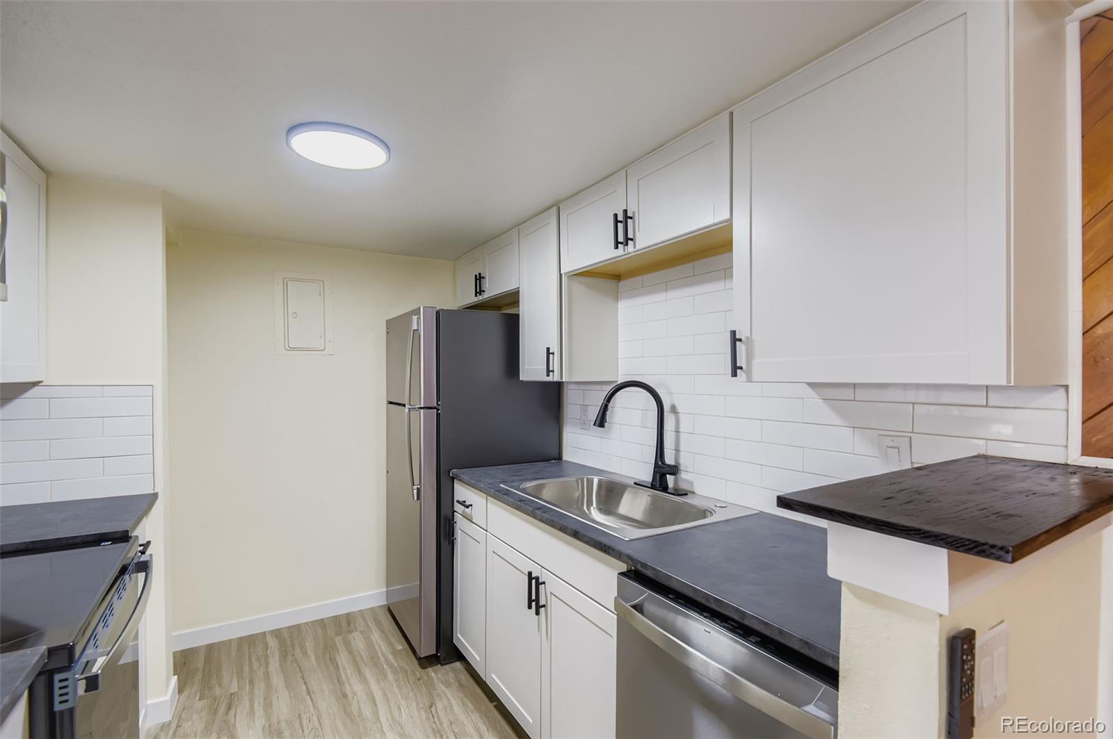 MLS Image #8 for 13302 e jewell avenue,aurora, Colorado