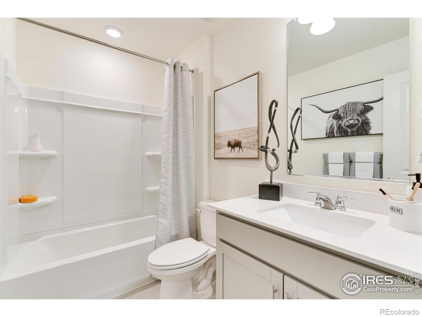 MLS Image #26 for 4667  combine lane,johnstown, Colorado