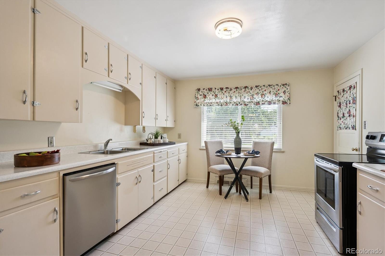 MLS Image #7 for 4060  eaton street,wheat ridge, Colorado