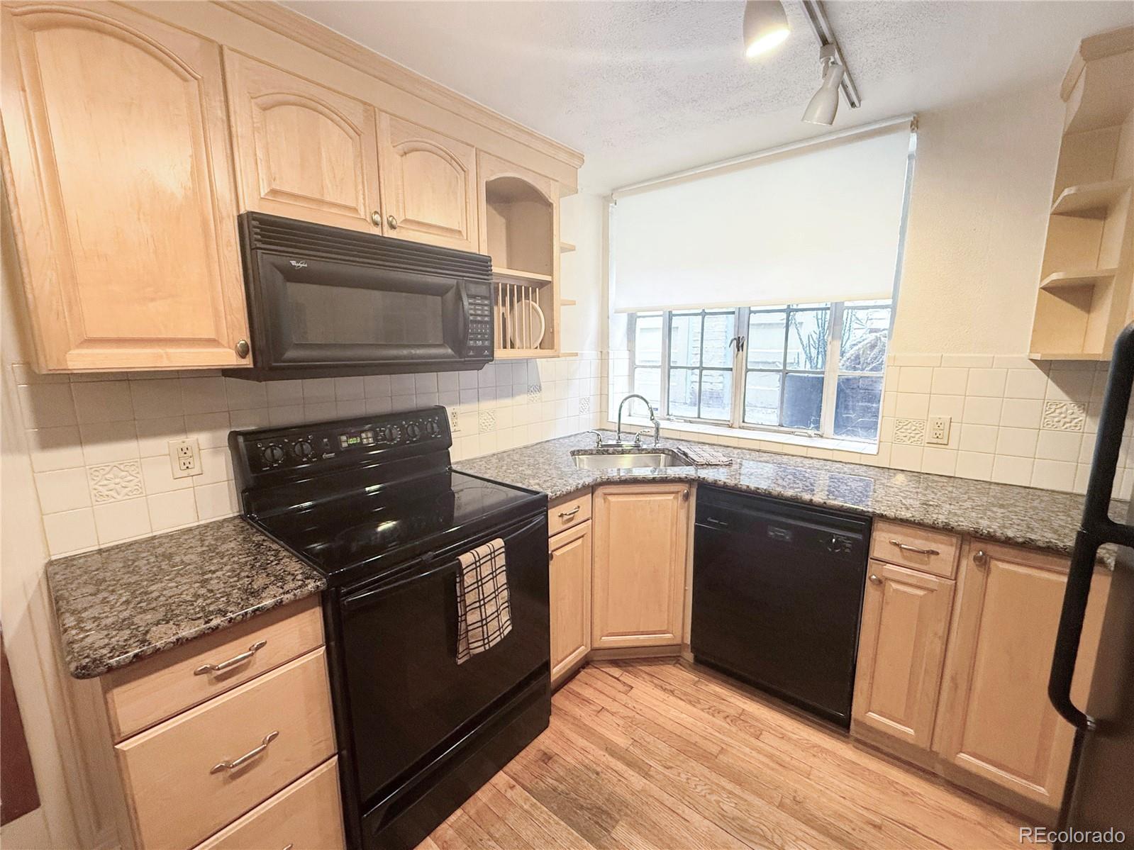 MLS Image #3 for 485 s logan street,denver, Colorado