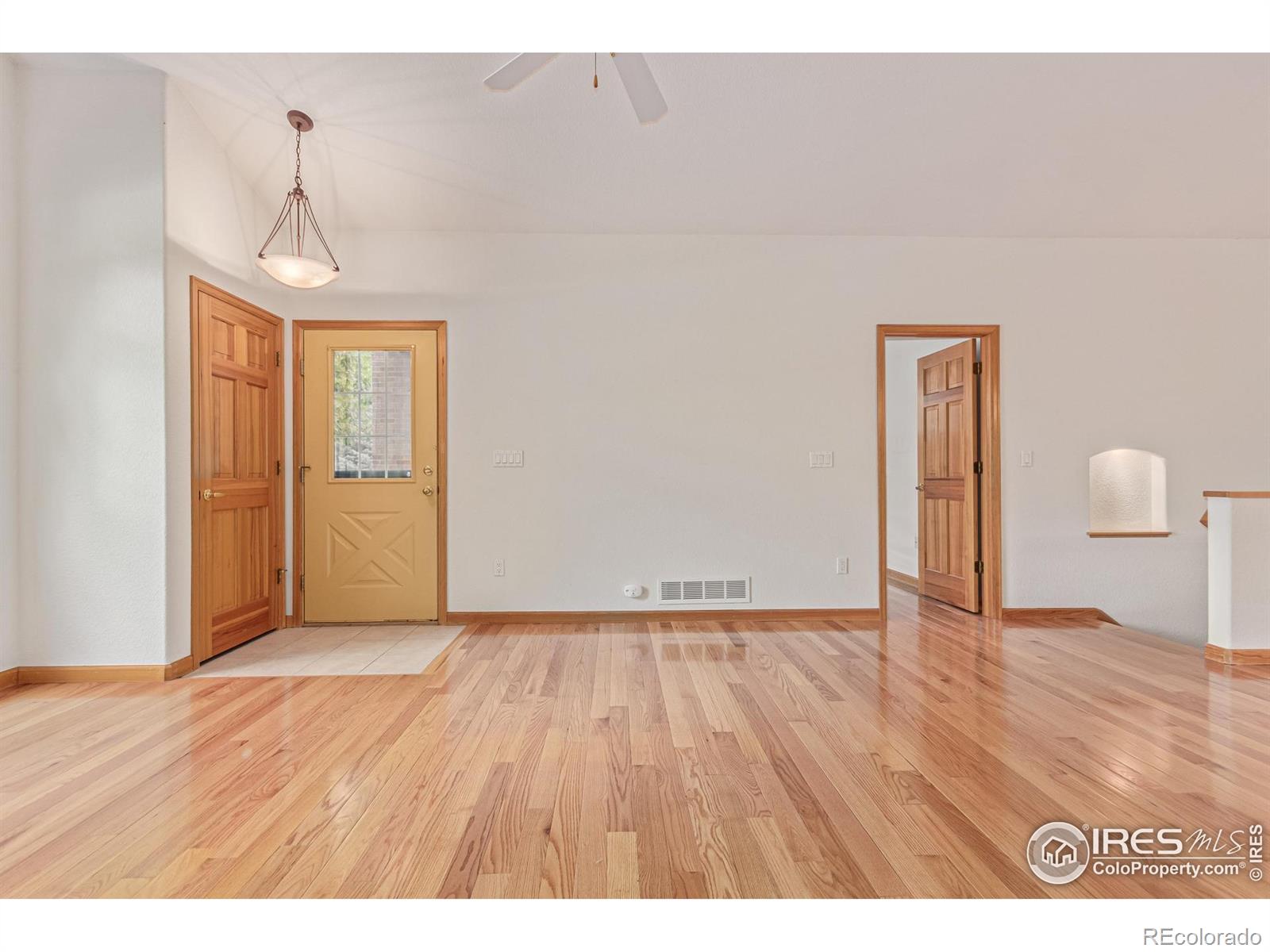 MLS Image #5 for 1333  charles drive,longmont, Colorado