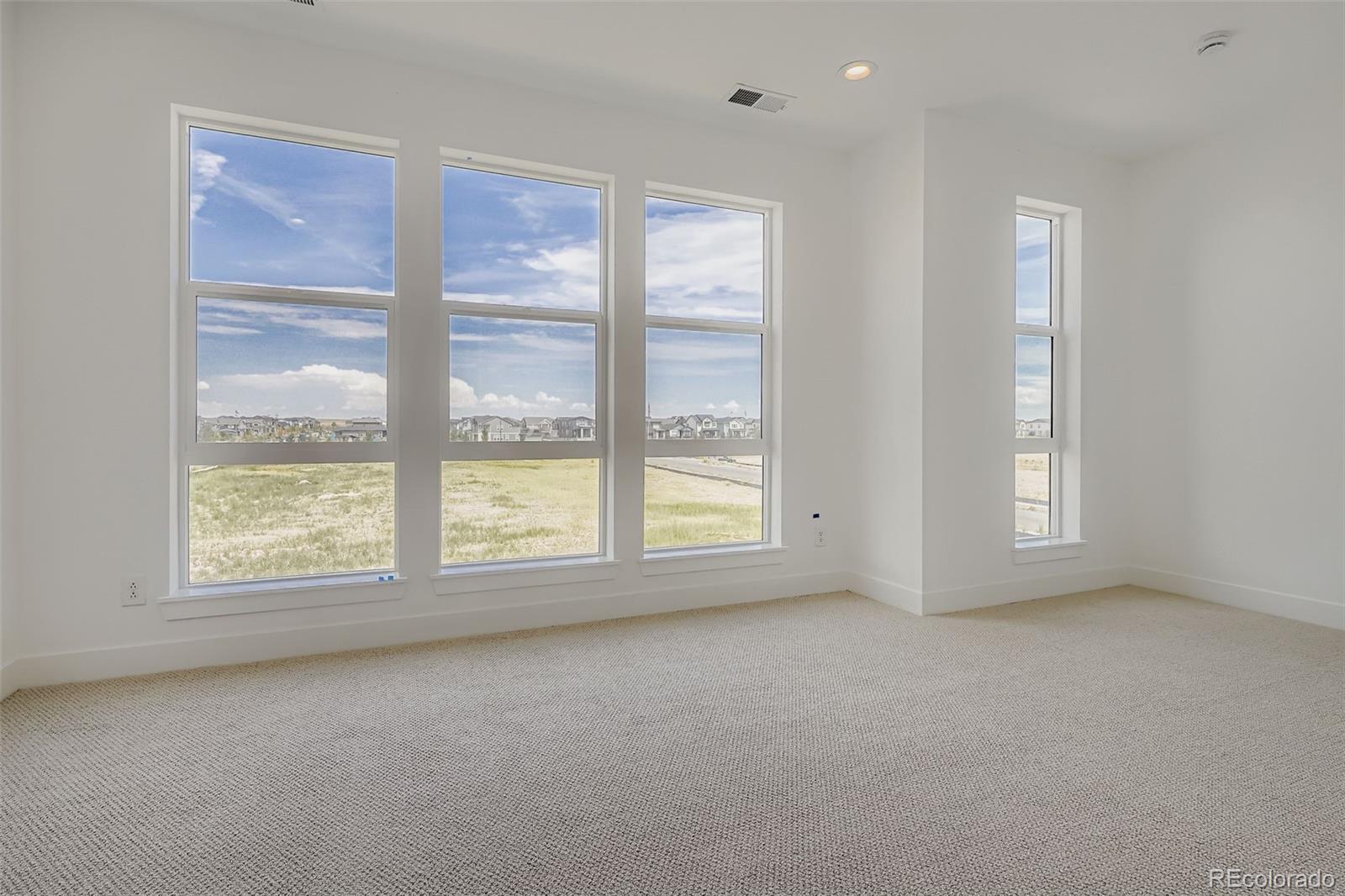 MLS Image #11 for 6277 n kirk street,aurora, Colorado
