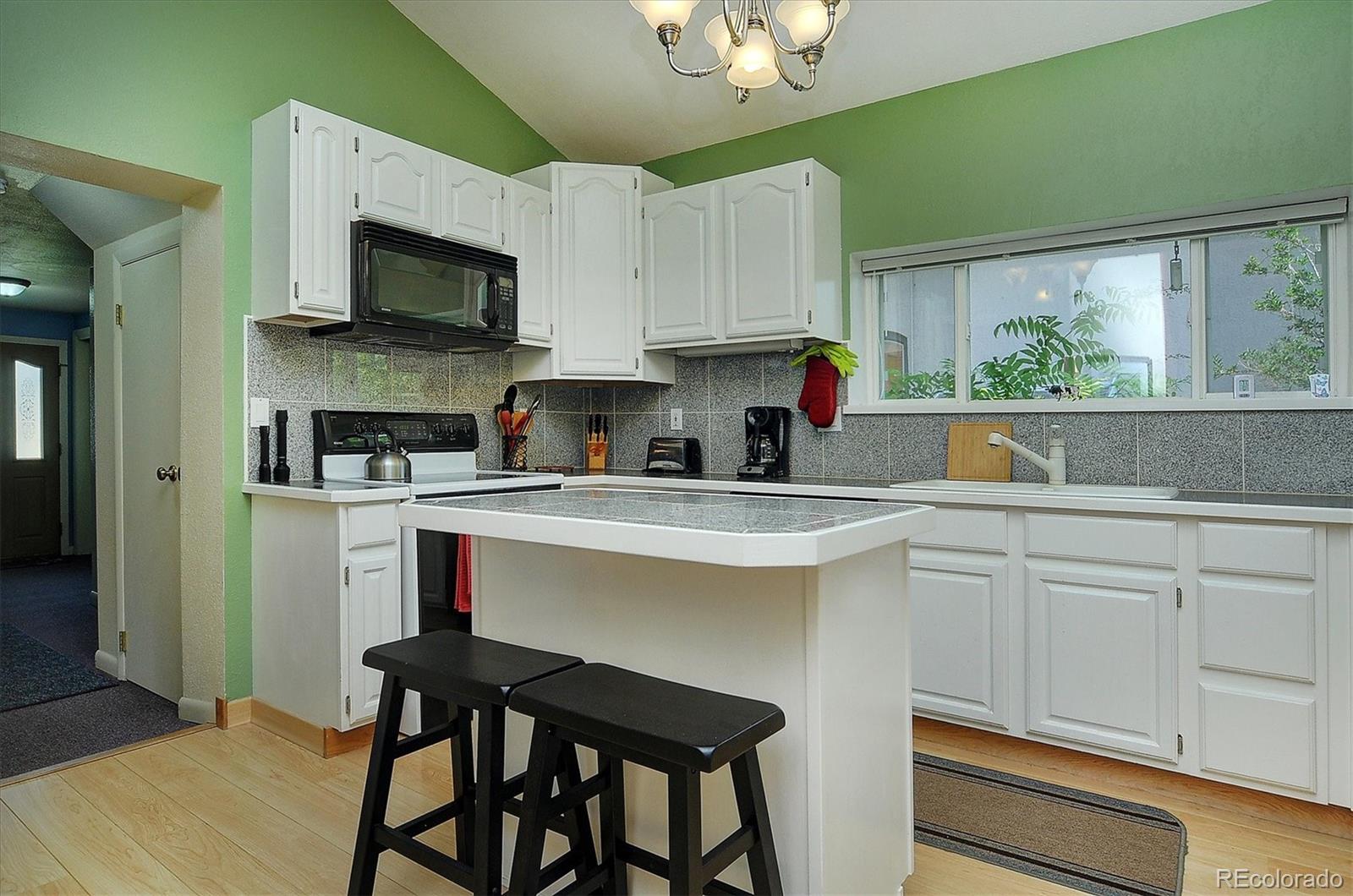 MLS Image #2 for 940  e street,salida, Colorado