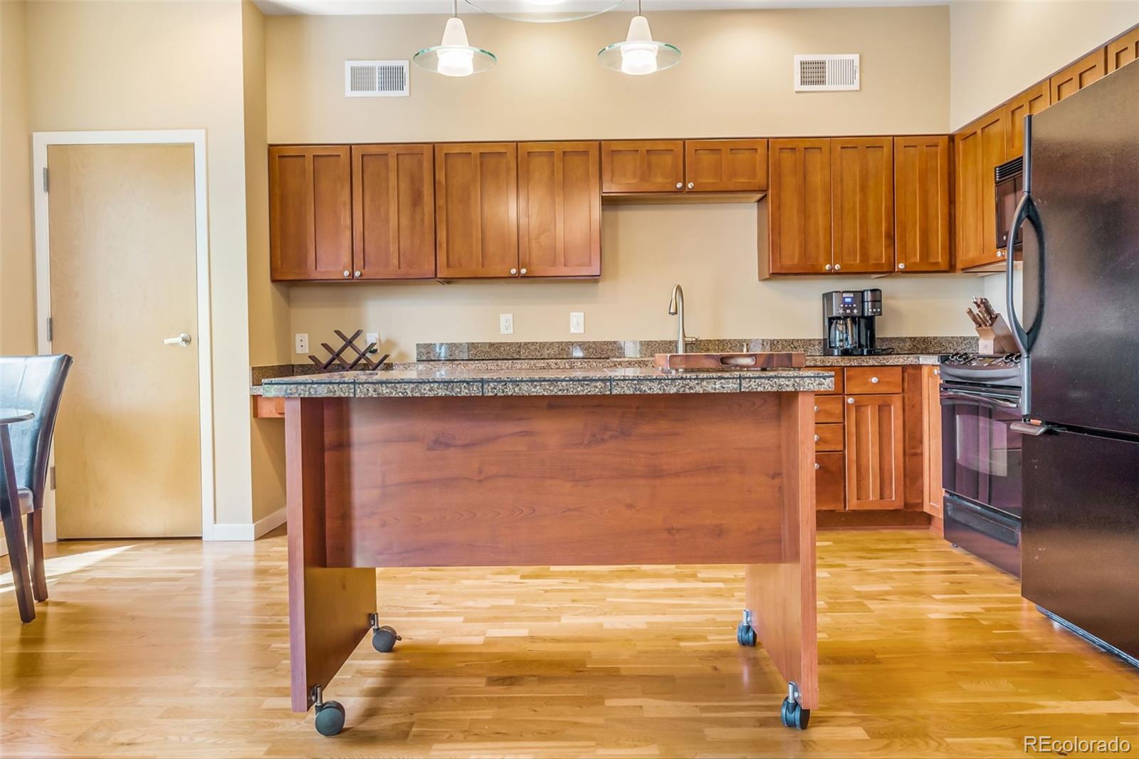 MLS Image #10 for 1053 w century drive,louisville, Colorado