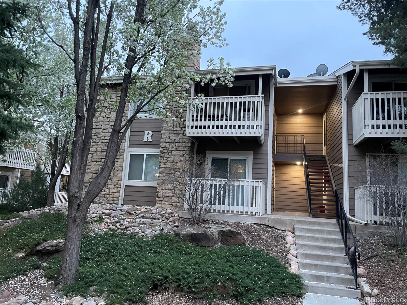MLS Image #3 for 4400 s quebec street,denver, Colorado