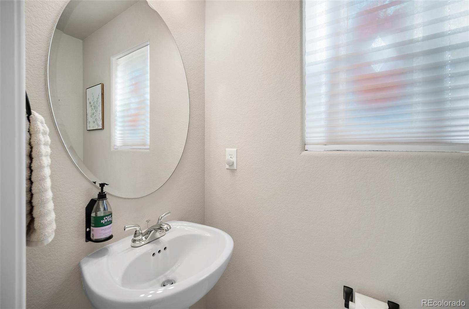 MLS Image #3 for 11012  bossett drive,peyton, Colorado
