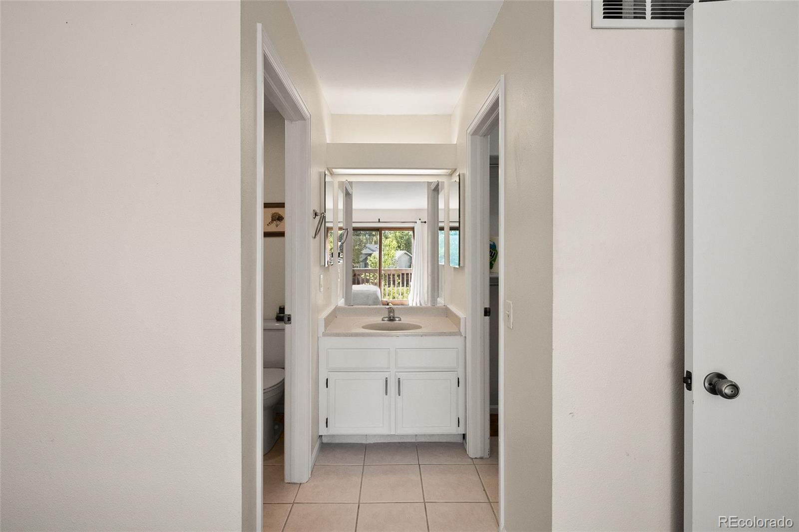 MLS Image #18 for 7096 e dry creek circle ,centennial, Colorado