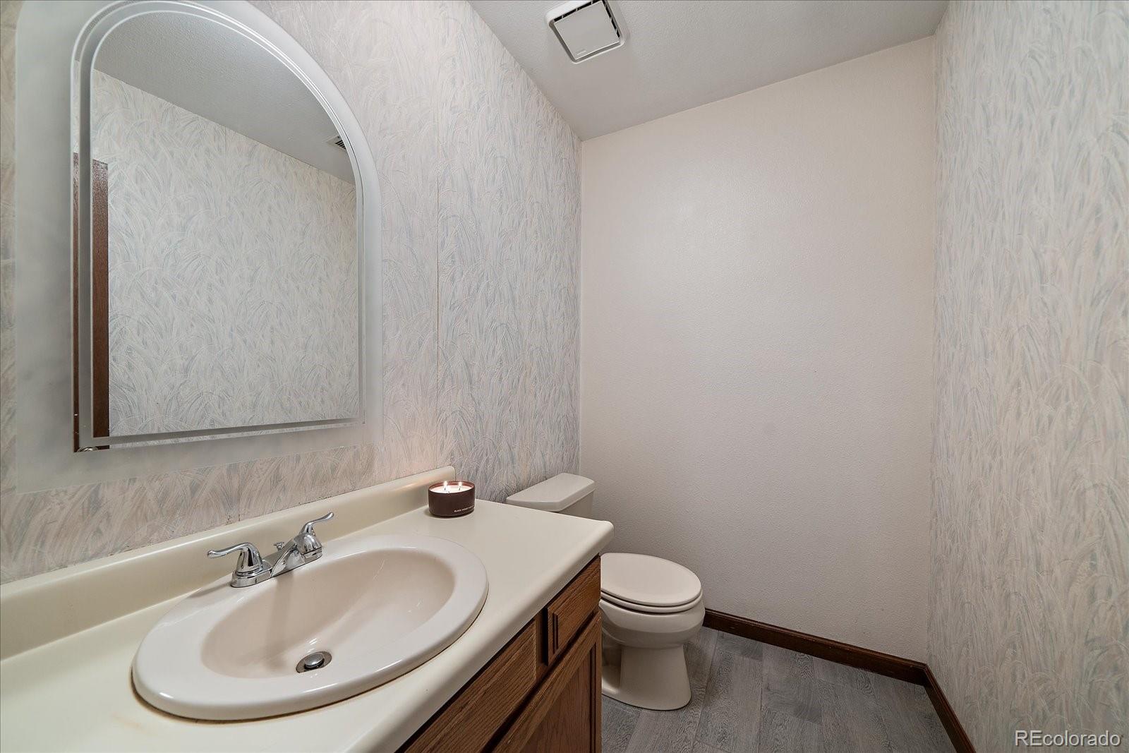 MLS Image #16 for 19727 e eldorado drive,aurora, Colorado