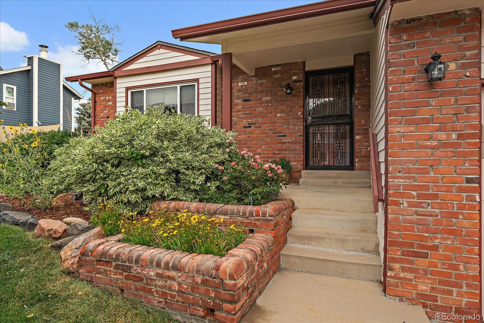 MLS Image #2 for 19727 e eldorado drive,aurora, Colorado