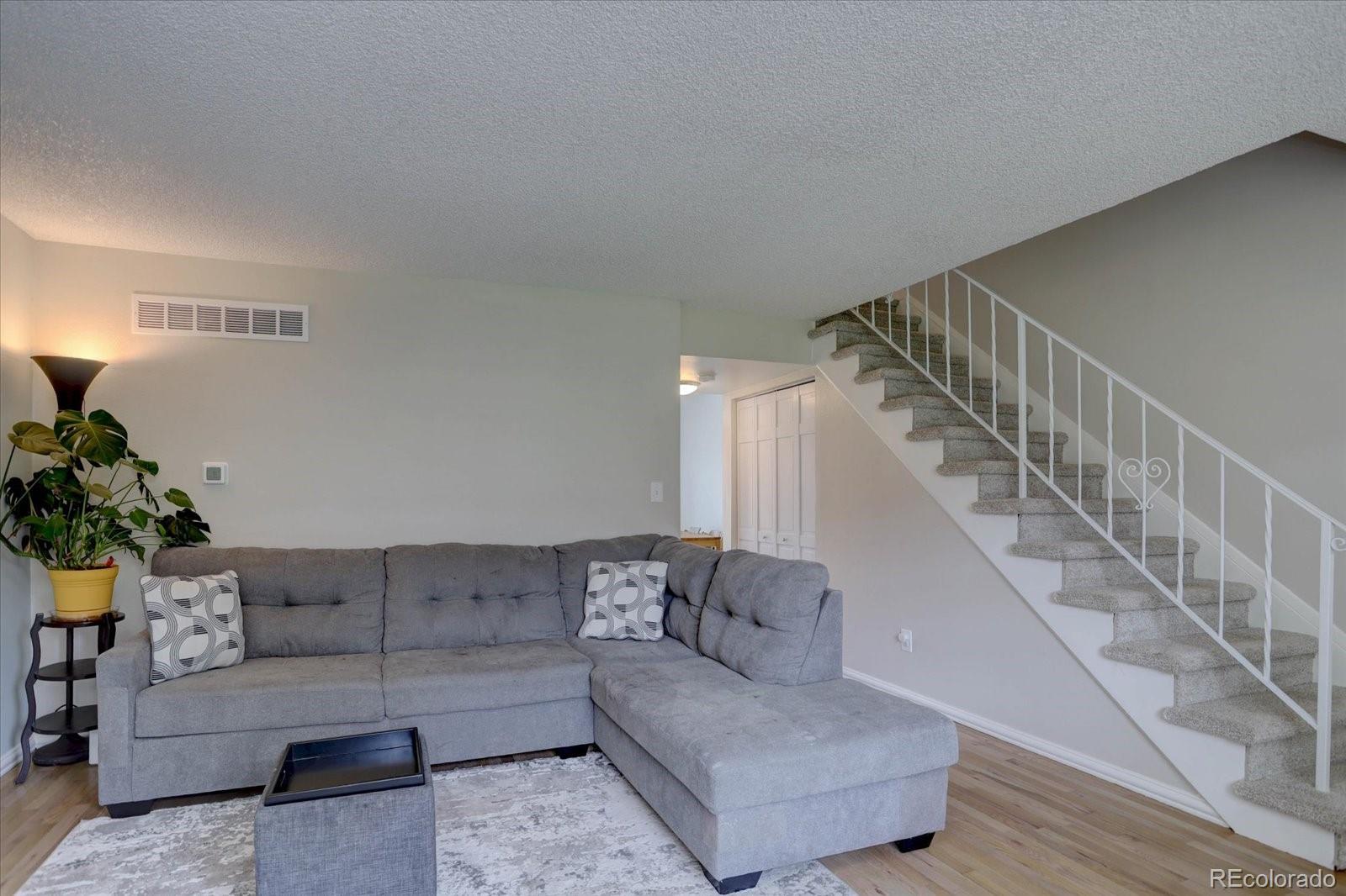 MLS Image #4 for 5579 s lowell boulevard,littleton, Colorado