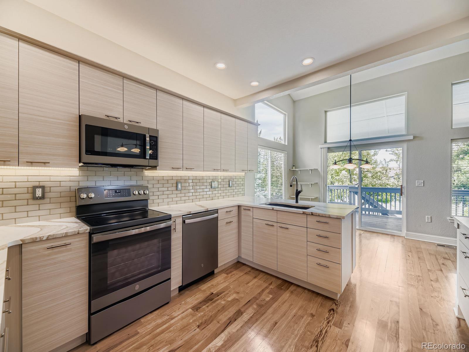 MLS Image #3 for 6371  umber circle,arvada, Colorado