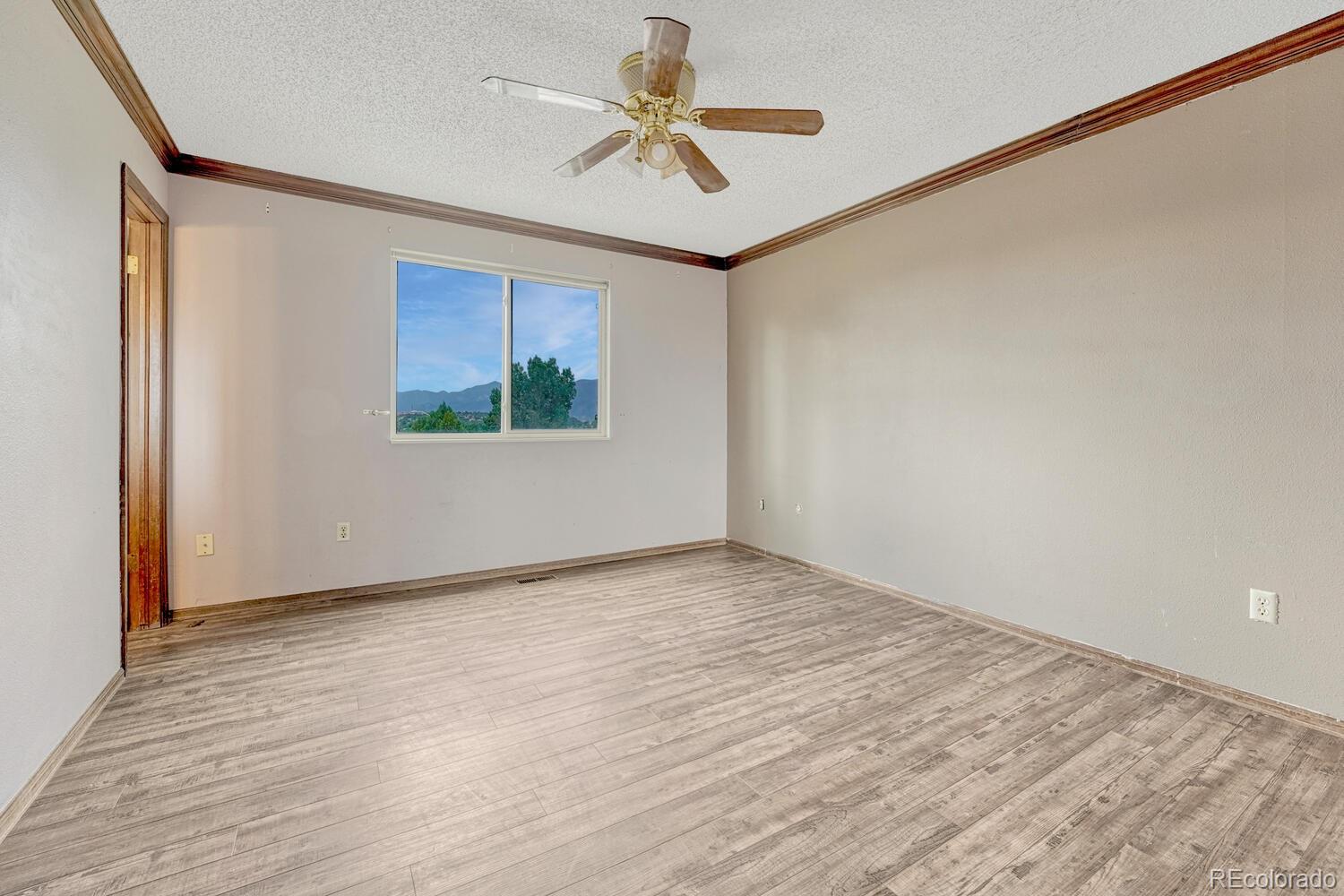 MLS Image #28 for 2755  roundtop drive,colorado springs, Colorado