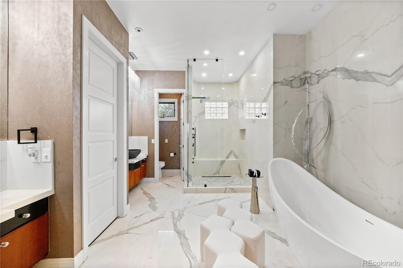 MLS Image #12 for 24360 e glasgow drive,aurora, Colorado