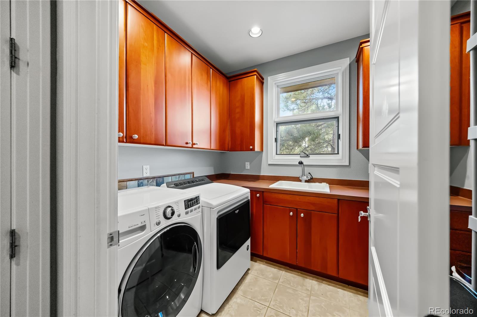 MLS Image #39 for 24360 e glasgow drive,aurora, Colorado