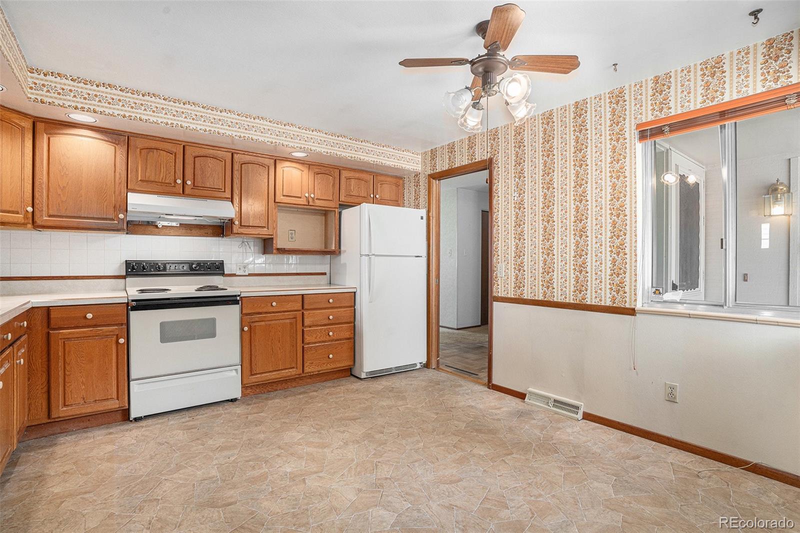 MLS Image #6 for 11347 w 26th place,lakewood, Colorado
