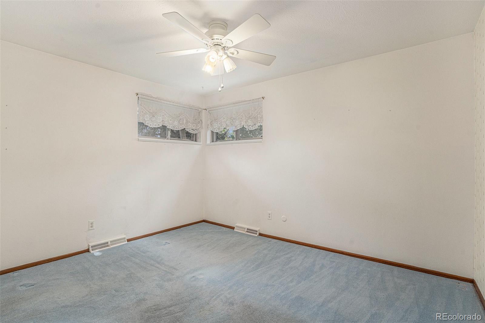MLS Image #9 for 11347 w 26th place,lakewood, Colorado