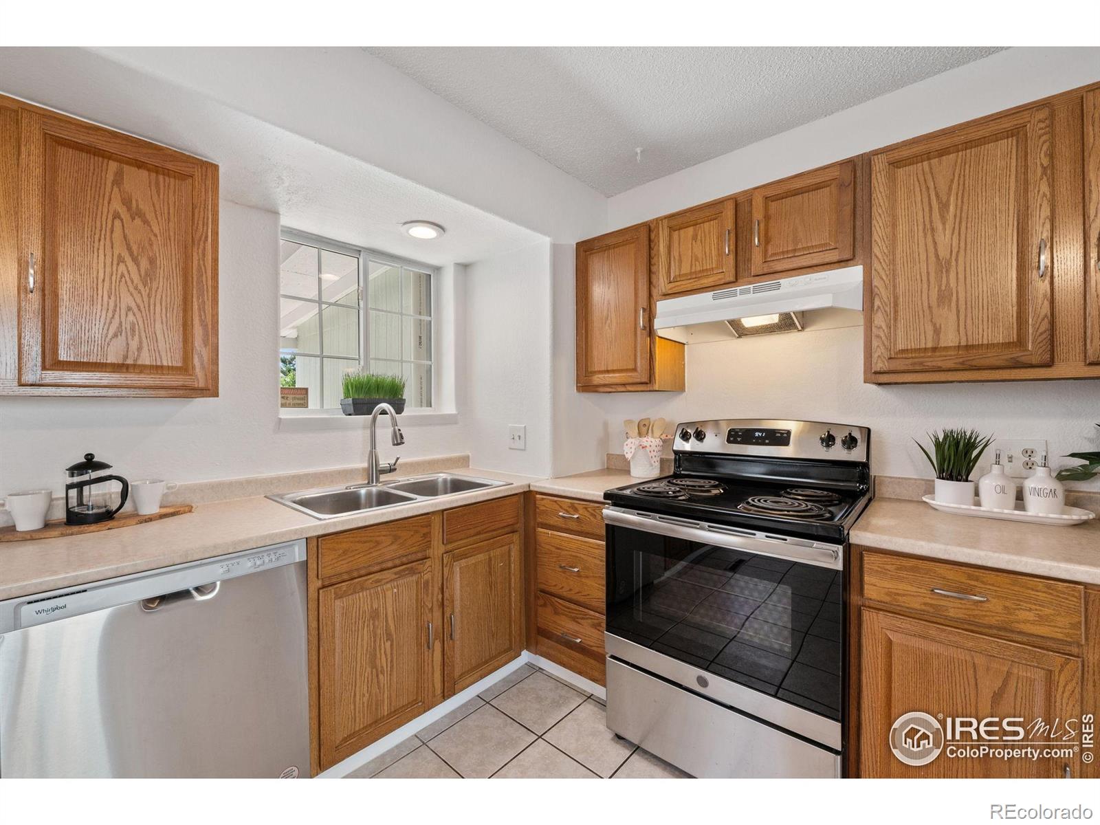 MLS Image #6 for 708  arrow court,lafayette, Colorado
