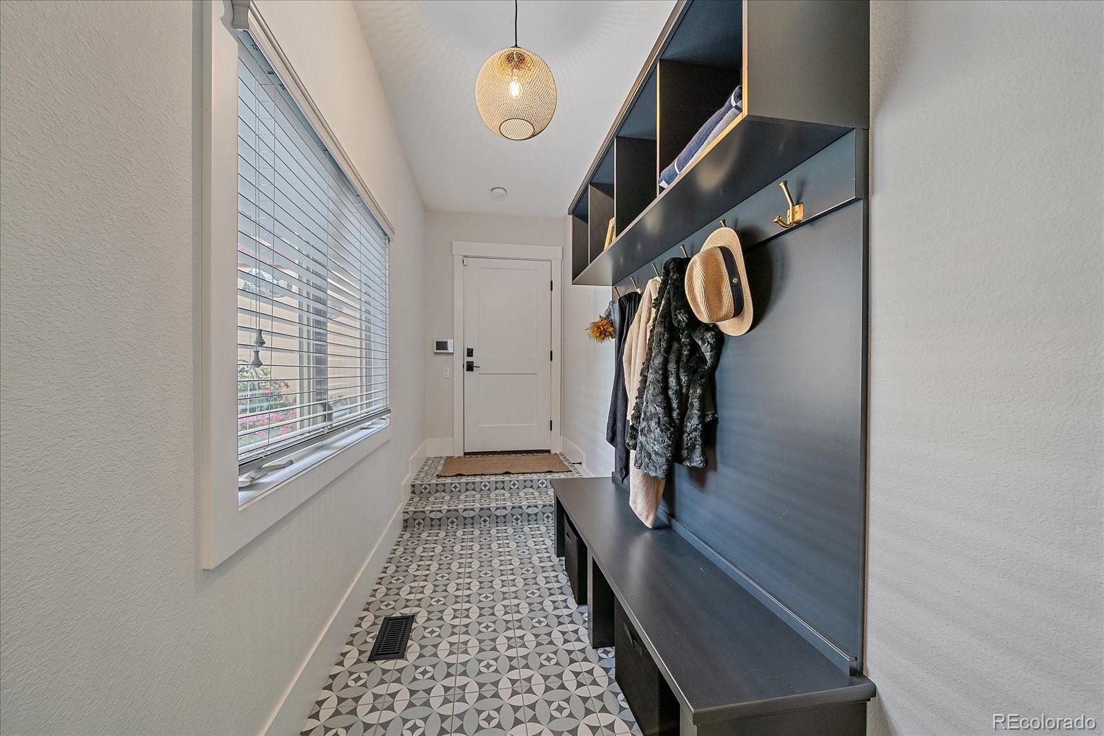 MLS Image #13 for 1816 s clarkson street,denver, Colorado