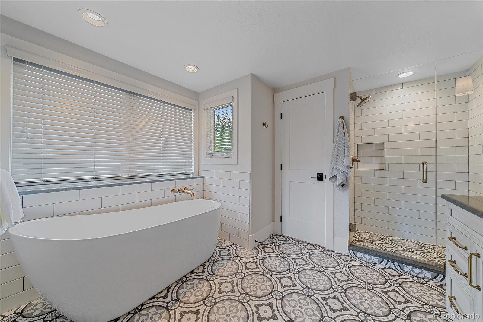 MLS Image #17 for 1816 s clarkson street,denver, Colorado