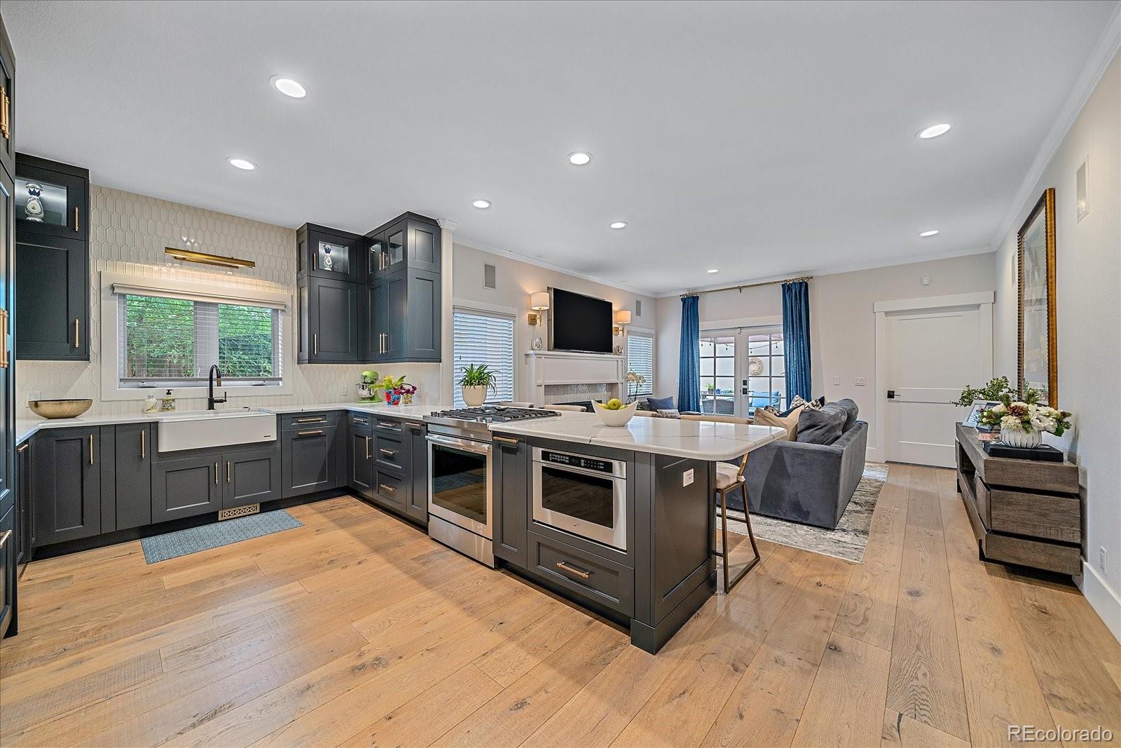 MLS Image #7 for 1816 s clarkson street,denver, Colorado