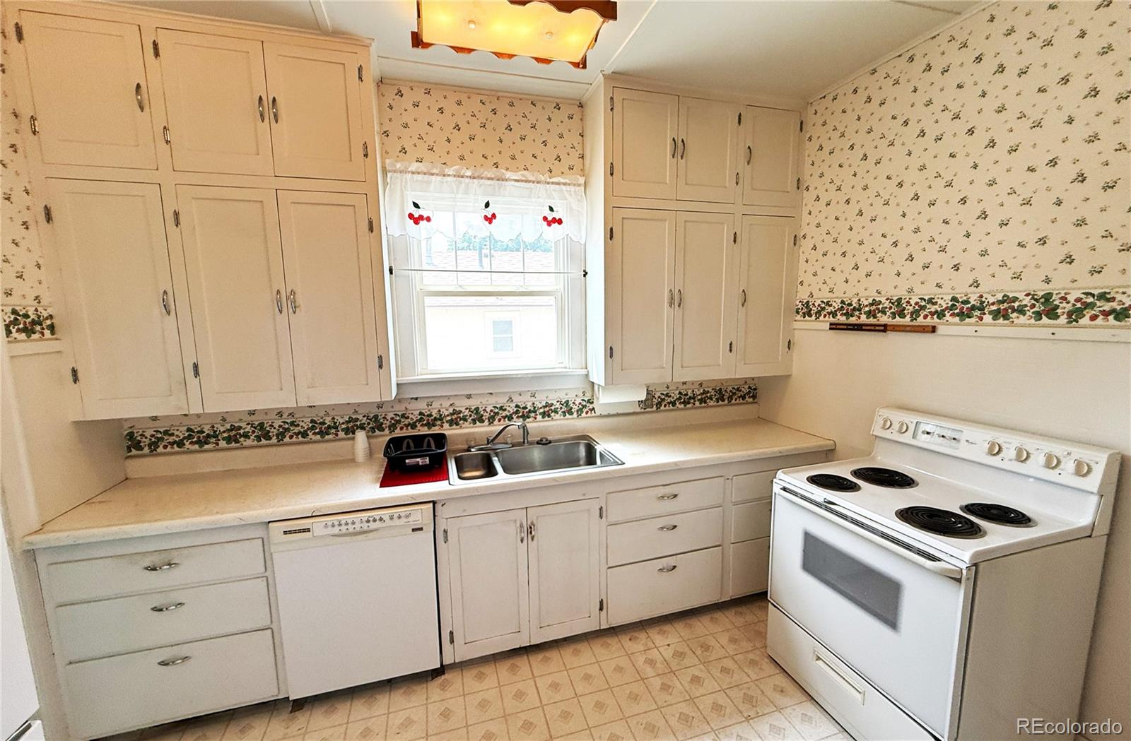 MLS Image #12 for 313  3rd street,ovid, Colorado