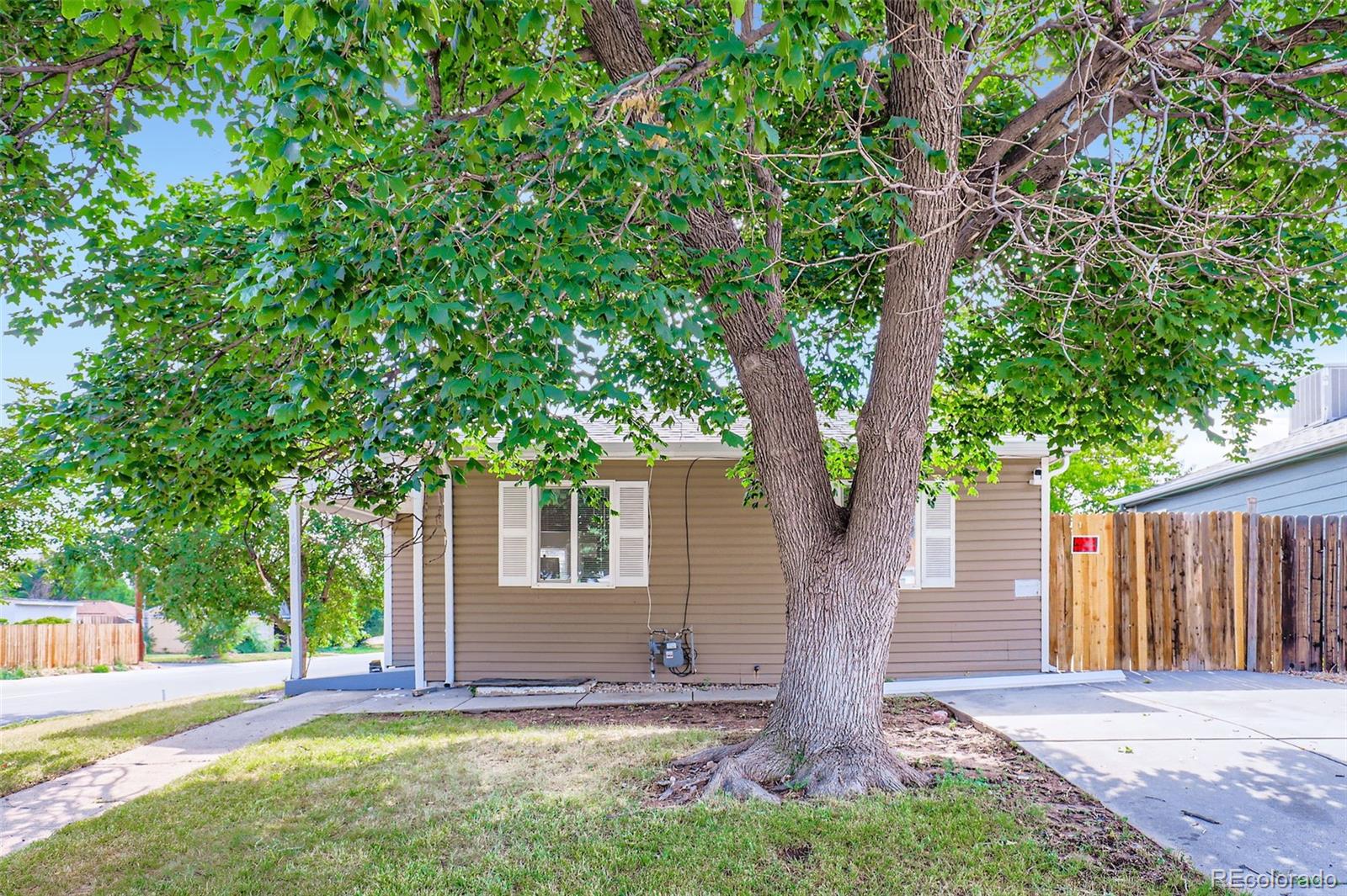 MLS Image #2 for 1688  jamaica street,aurora, Colorado
