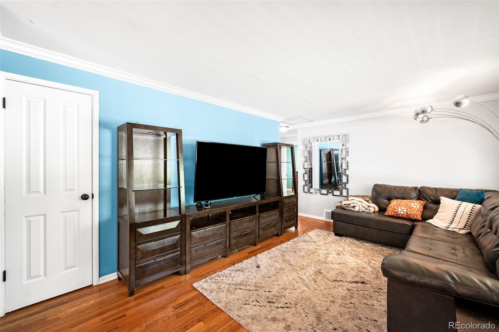 MLS Image #3 for 4175 s inca street,englewood, Colorado
