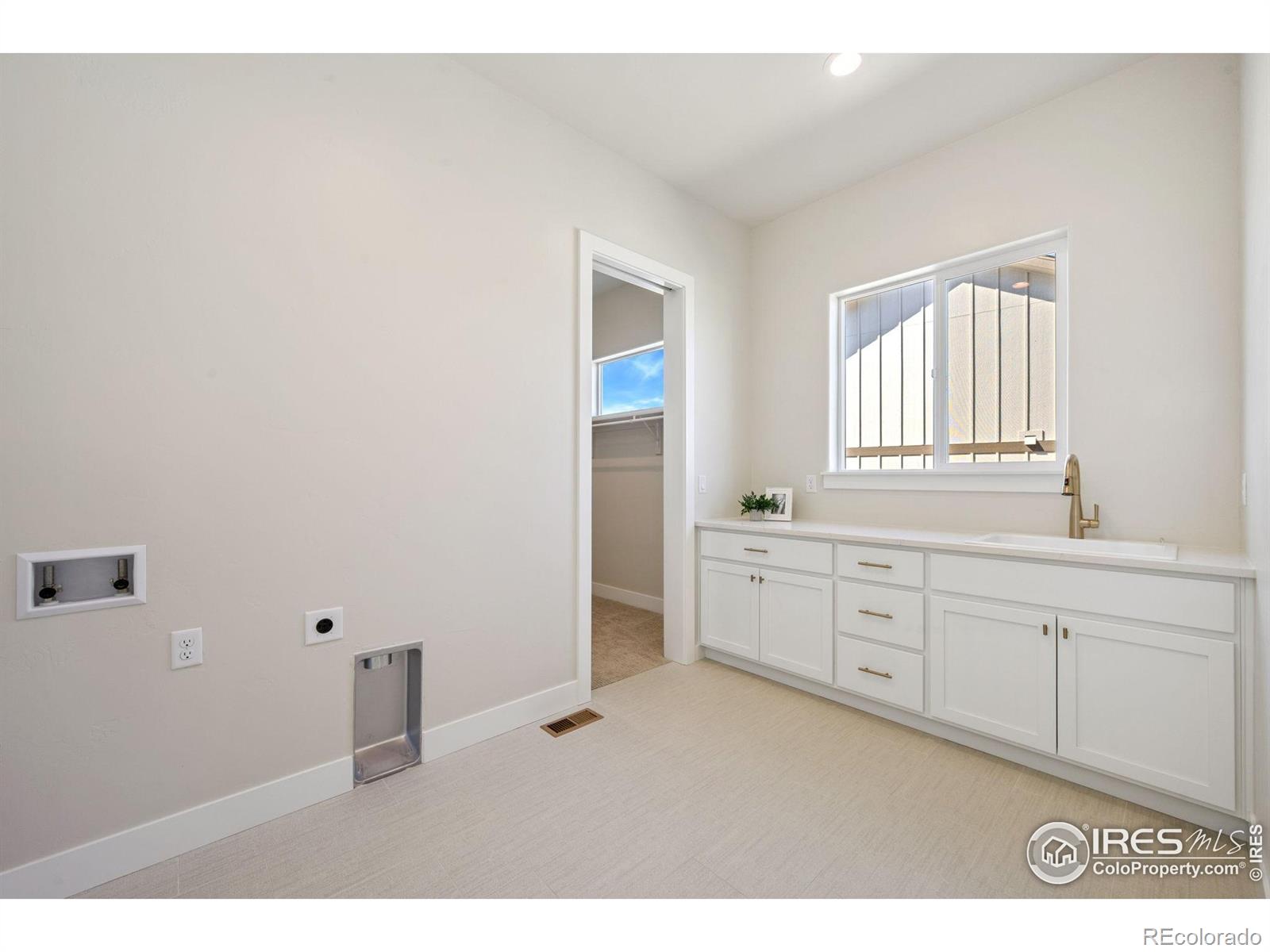 MLS Image #30 for 2996  elk lookout drive,loveland, Colorado