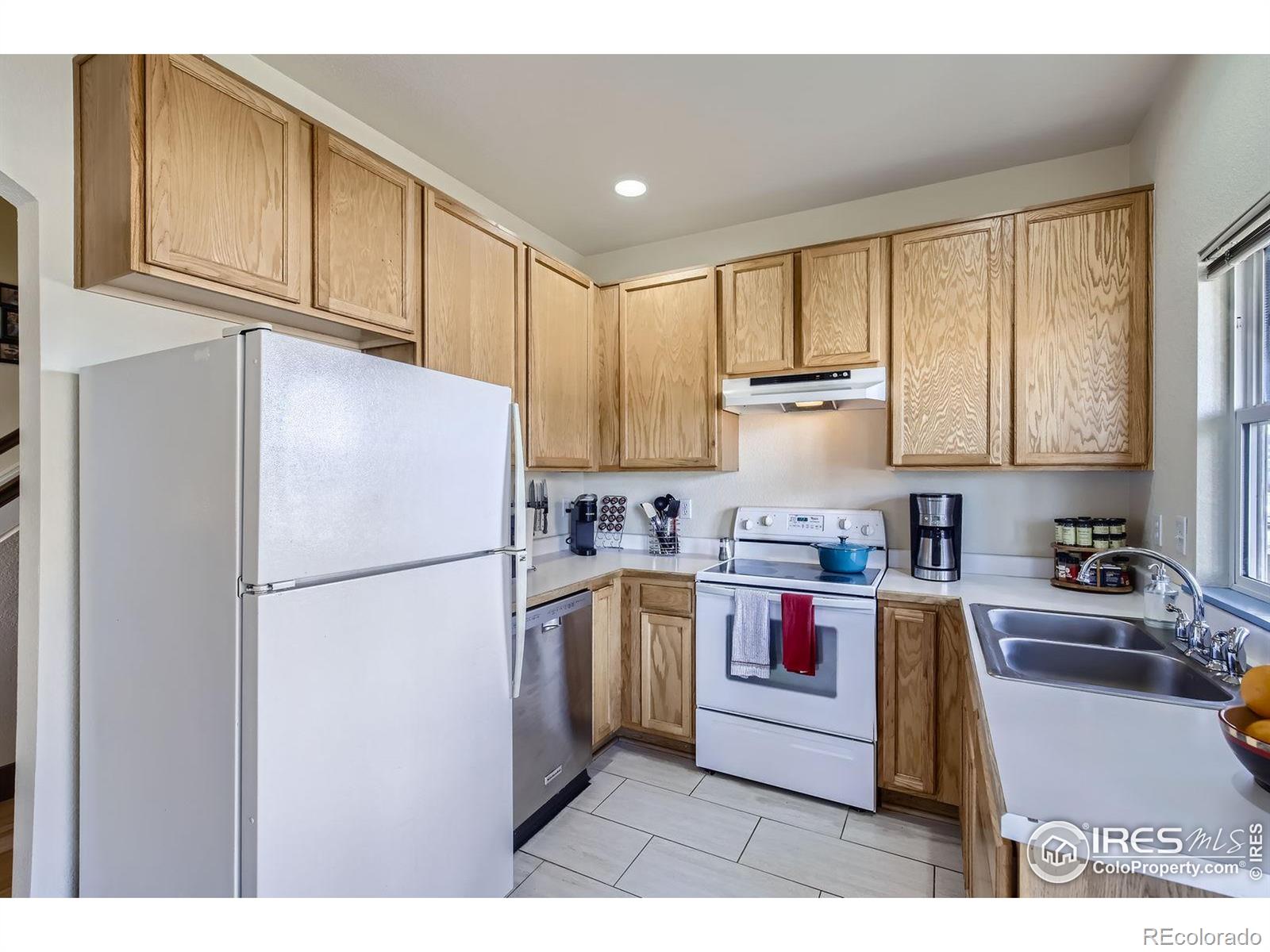 MLS Image #9 for 820  kimbark street,longmont, Colorado