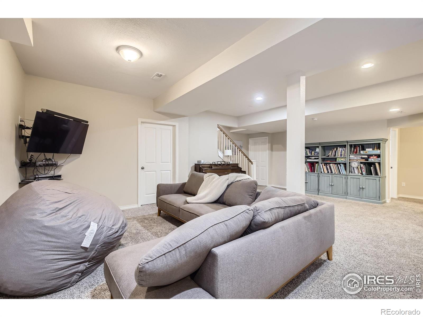 MLS Image #16 for 104  noland court,lyons, Colorado