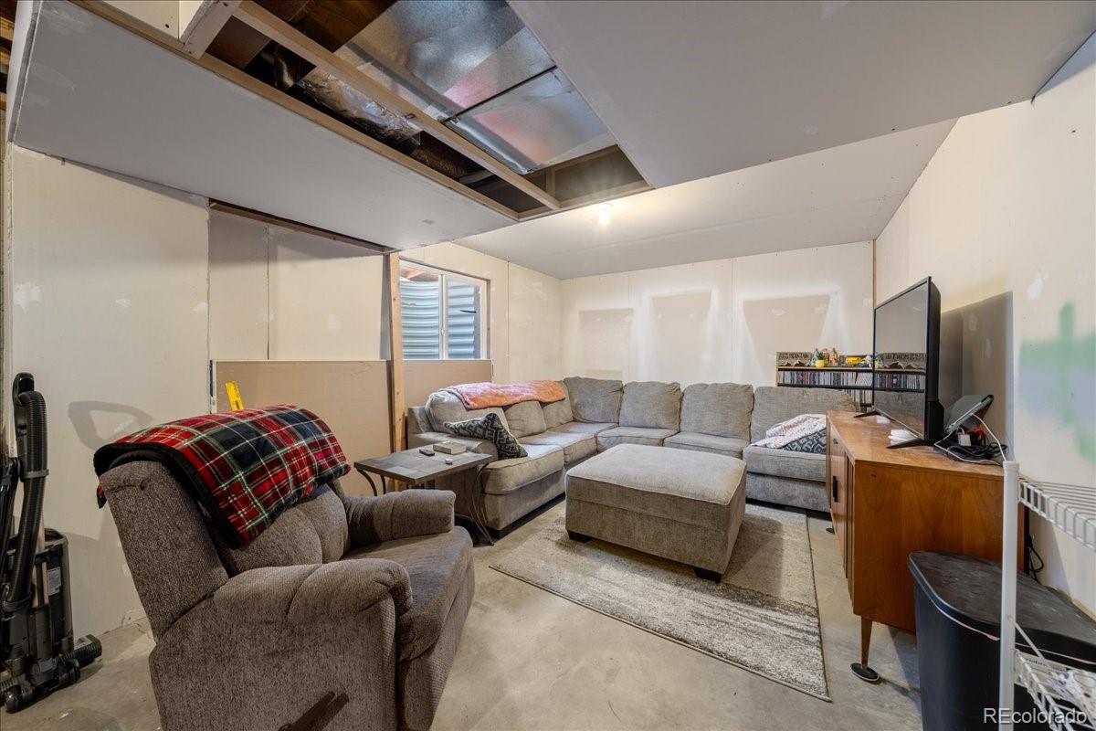 MLS Image #18 for 3917  harbor lane,evans, Colorado