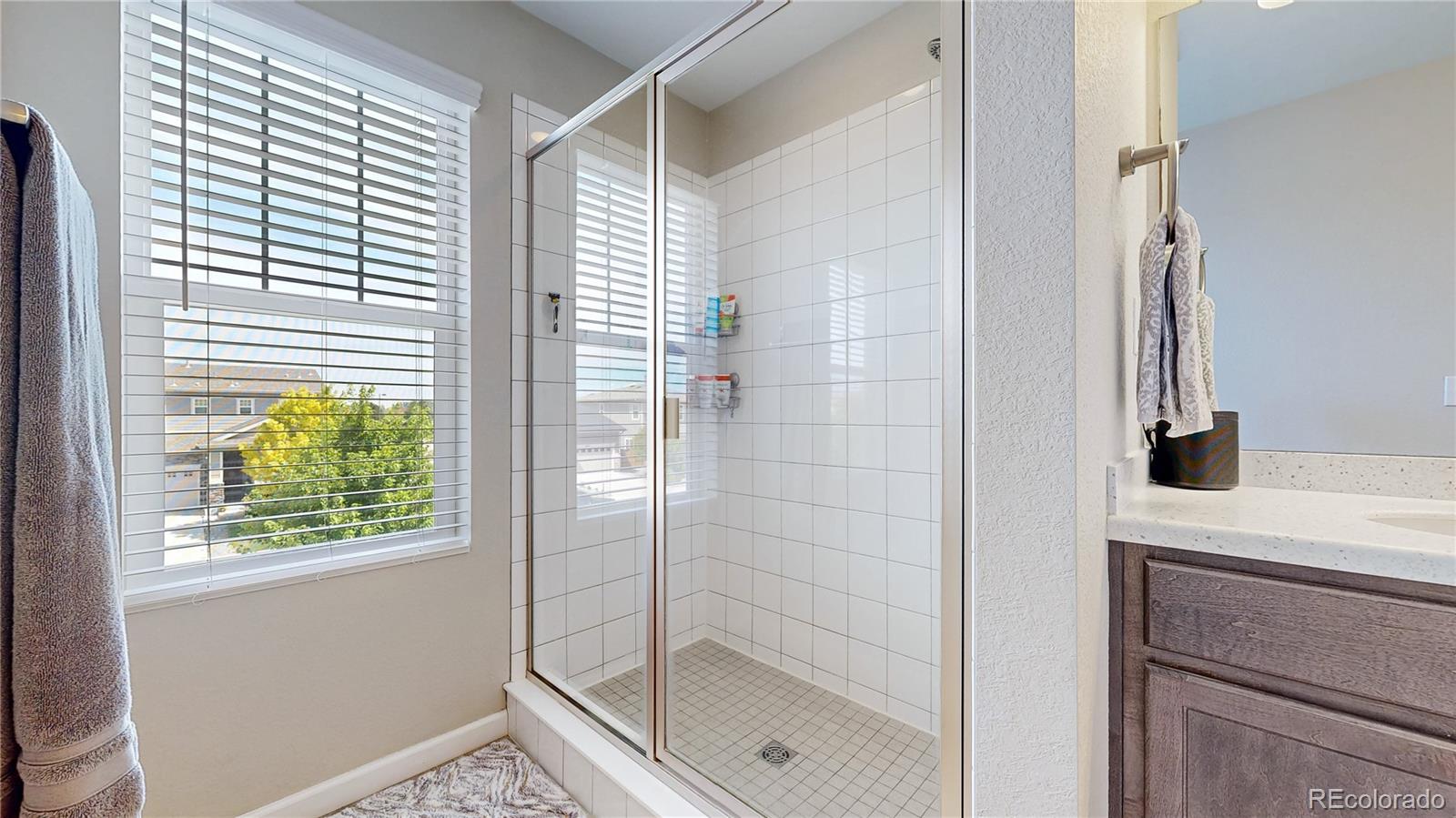 MLS Image #17 for 25668 e archer place,aurora, Colorado