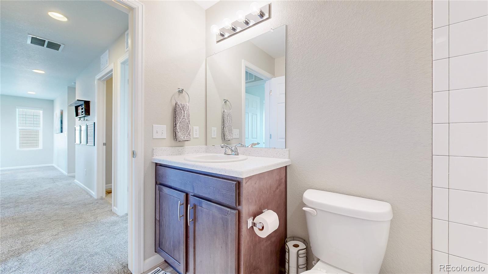 MLS Image #22 for 25668 e archer place,aurora, Colorado