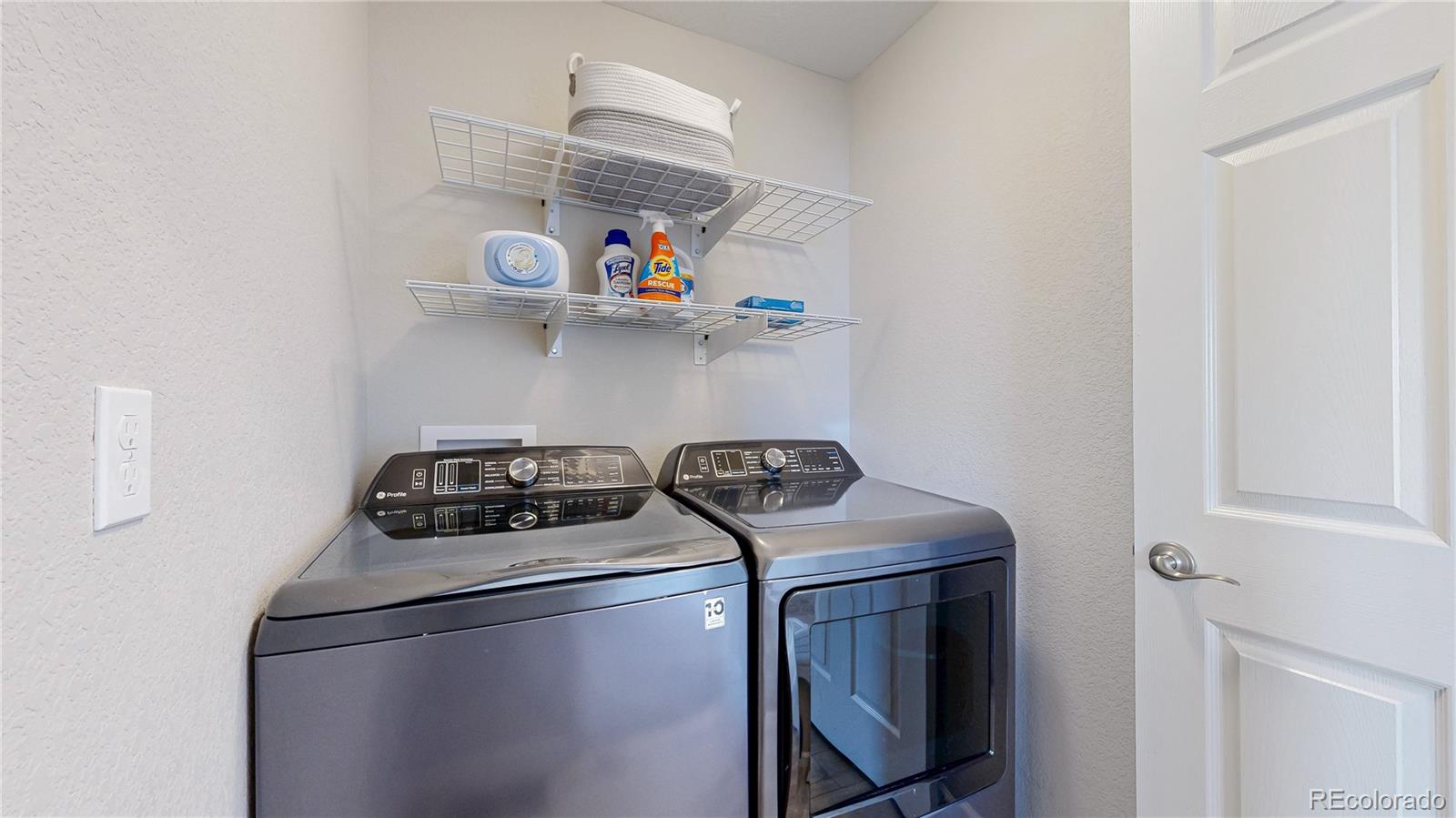 MLS Image #26 for 25668 e archer place,aurora, Colorado