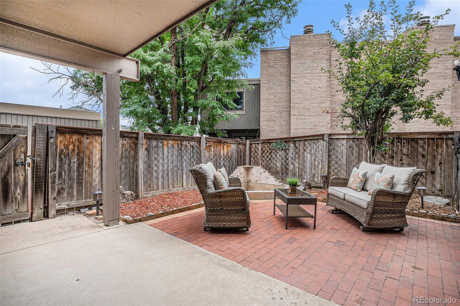 MLS Image #18 for 1231 s yosemite way,denver, Colorado