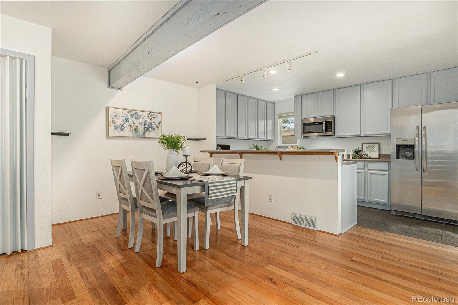 MLS Image #6 for 1231 s yosemite way,denver, Colorado