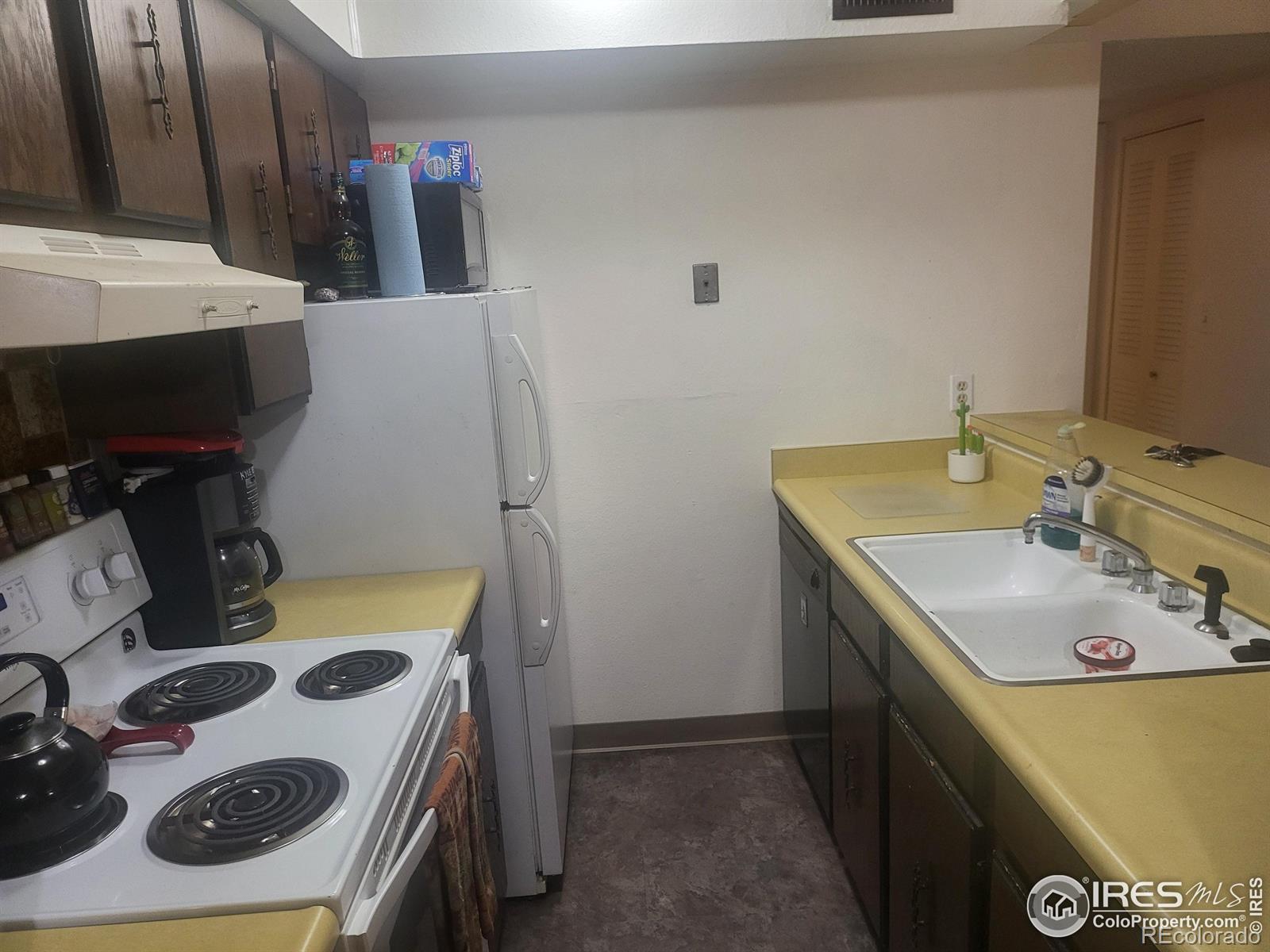 MLS Image #3 for 1705  heatheridge road,fort collins, Colorado
