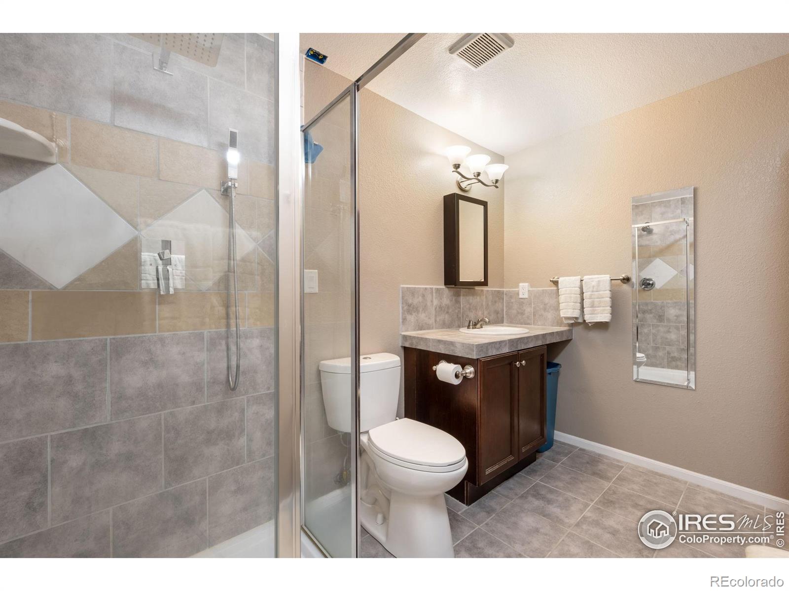 MLS Image #16 for 236  48th ave ct,greeley, Colorado