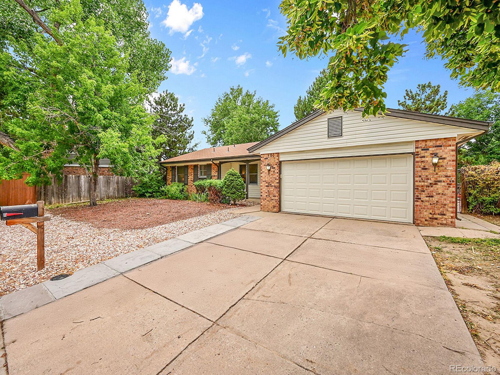 MLS Image #1 for 14231 e wyoming place,aurora, Colorado