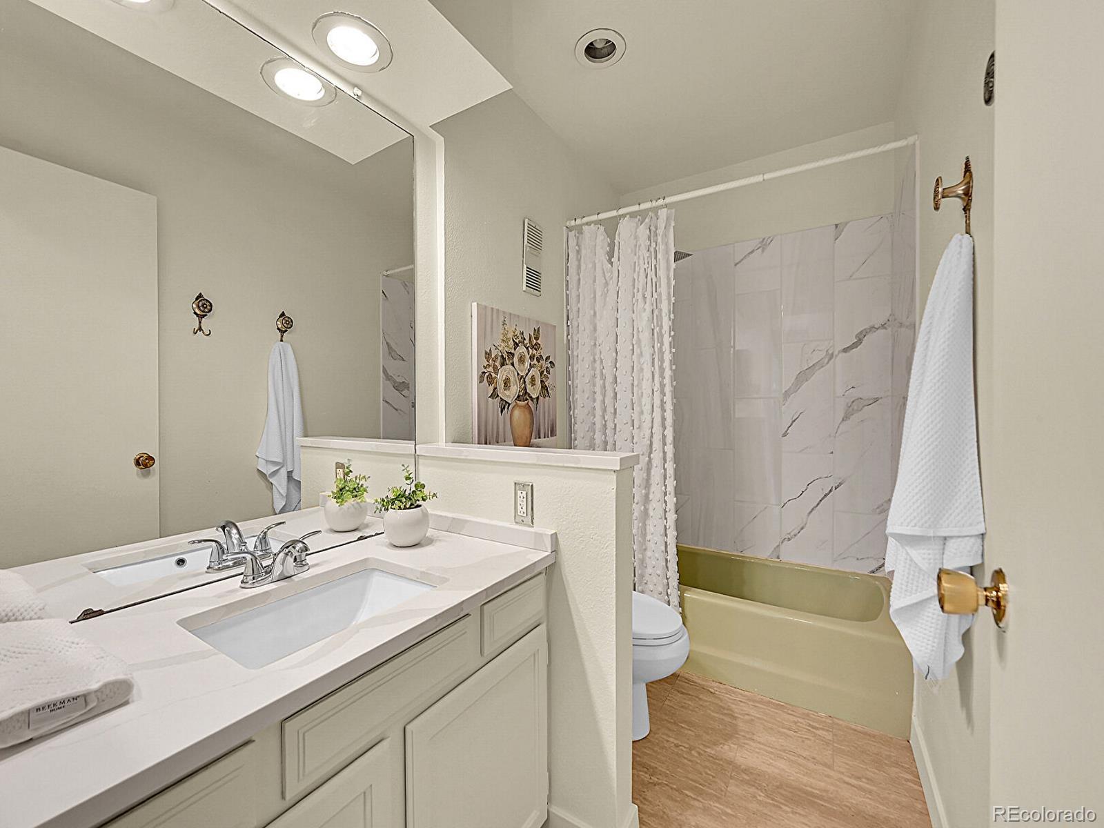 MLS Image #15 for 14231 e wyoming place,aurora, Colorado