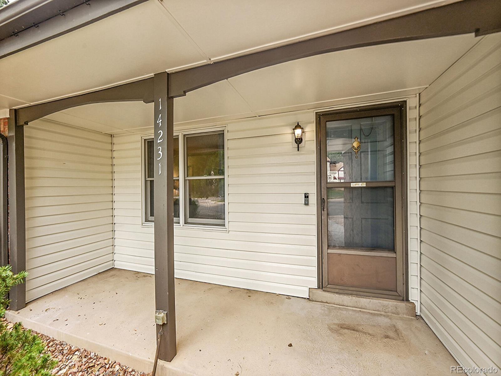 MLS Image #2 for 14231 e wyoming place,aurora, Colorado