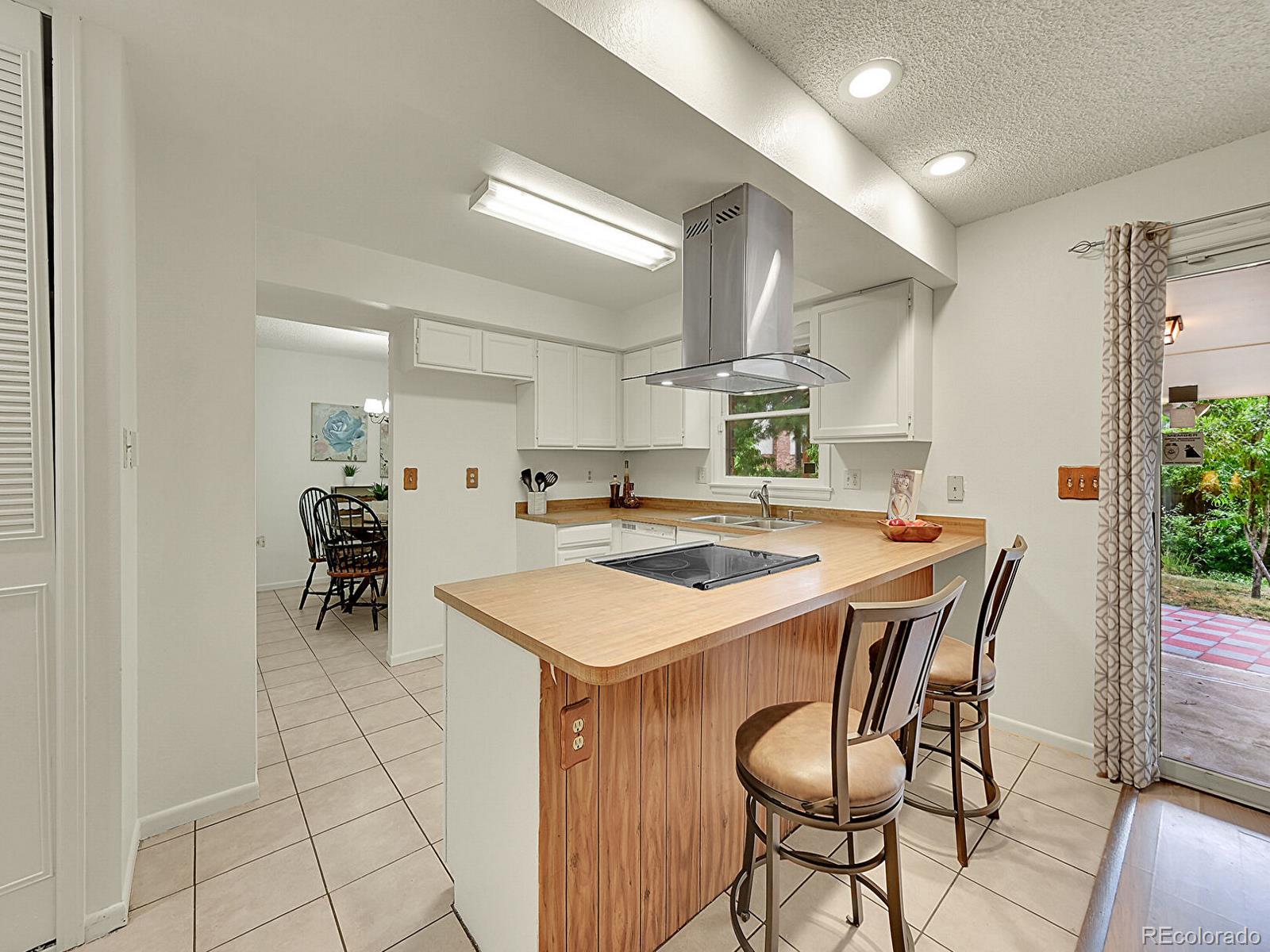 MLS Image #7 for 14231 e wyoming place,aurora, Colorado