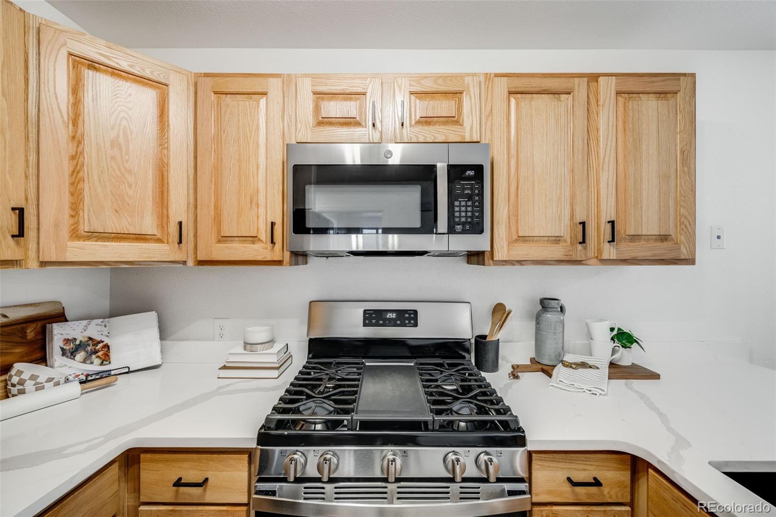 MLS Image #13 for 7654  crestone peak trail,colorado springs, Colorado
